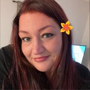 Meet your Posher, Eva